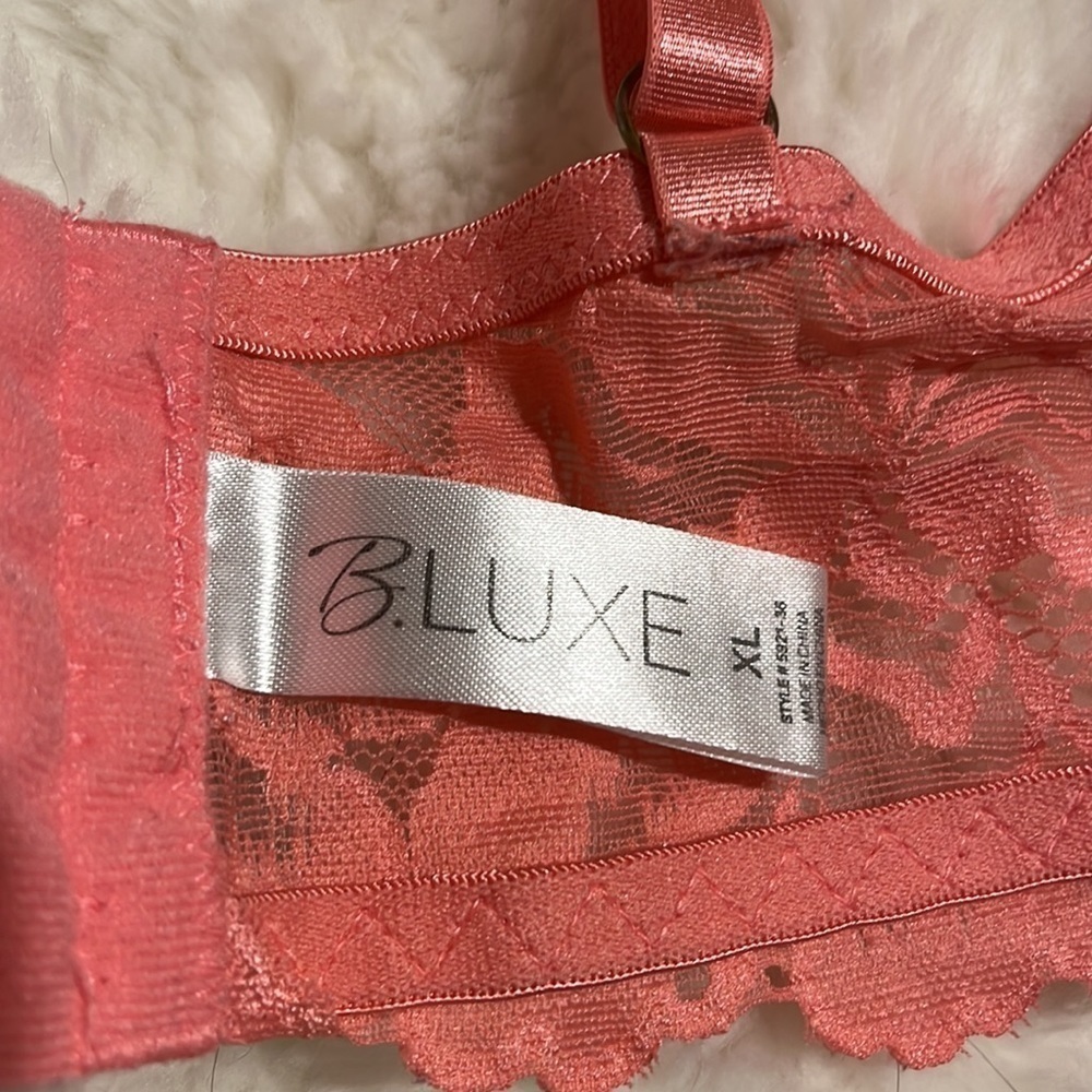 Two Lacy XL Bralettes - Picture 4 of 9